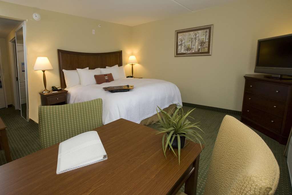 Hampton Inn&Suites Navarre Kamer foto